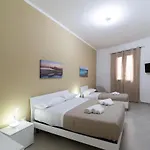 Il Cortile Di San Michele - 2 *