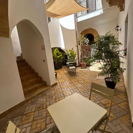 Il Cortile Di San Michele - 2 *